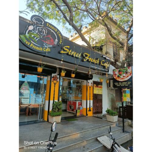 Street French Cafe